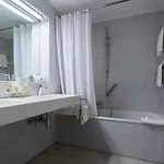 Engbert Hotel