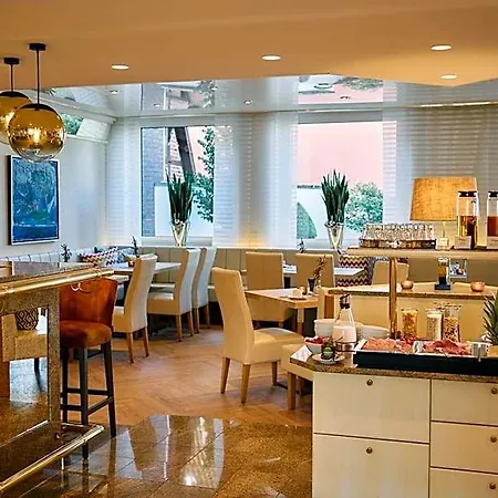 Engbert Hotel 4*
